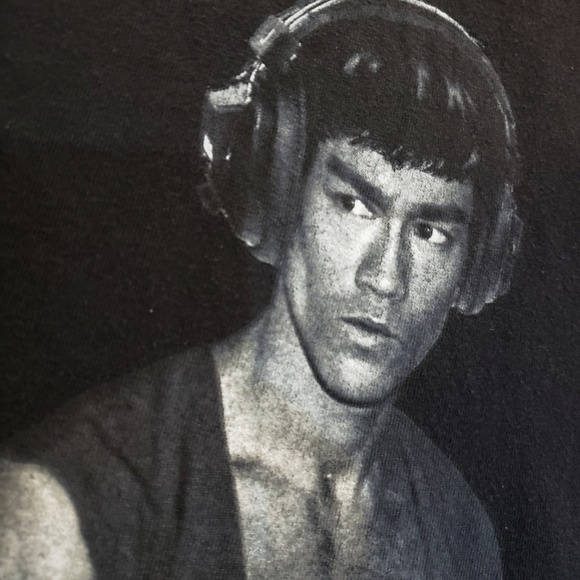 Men's Small Bruce Lee Spinning DJ Graphic Tee - Picture 2 of 6